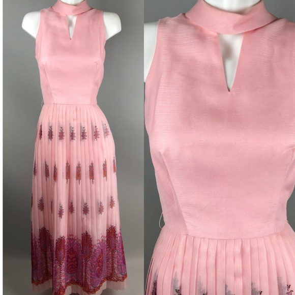 shaheen Dresses & Skirts - Vtg 70s Shaheen Sleeveless Pink Sheen Dress Pleats